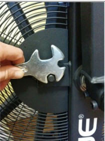 Loosen Axle Bolts.jpg